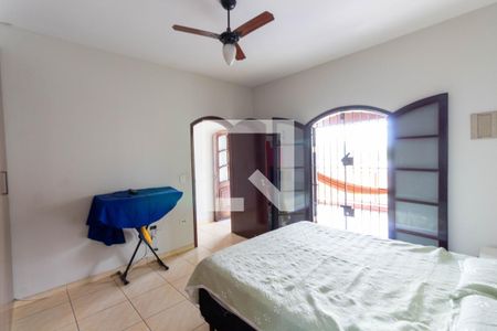 Casa à venda com 182m², 3 quartos e 2 vagas Casa à venda com 182m², 3 quartos e 2 vagasQuarto Suíte