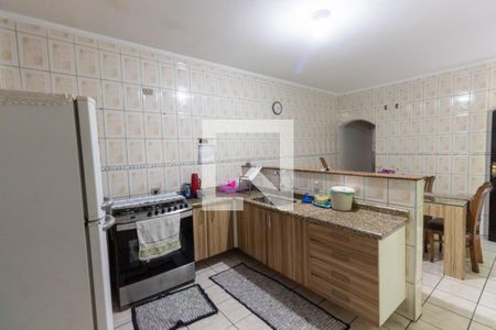 Casa à venda com 182m², 3 quartos e 2 vagas Casa à venda com 182m², 3 quartos e 2 vagasCozinha