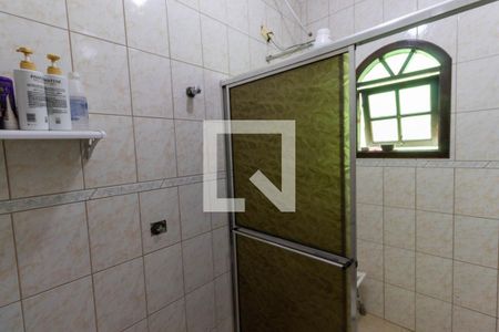 Casa à venda com 182m², 3 quartos e 2 vagas Casa à venda com 182m², 3 quartos e 2 vagasBanheiro 2