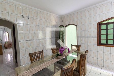 Casa à venda com 182m², 3 quartos e 2 vagas Casa à venda com 182m², 3 quartos e 2 vagasCopa