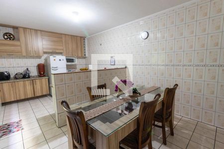 Casa à venda com 182m², 3 quartos e 2 vagas Casa à venda com 182m², 3 quartos e 2 vagasCopa