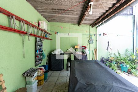 Casa à venda com 182m², 3 quartos e 2 vagas Casa à venda com 182m², 3 quartos e 2 vagasLavanderia