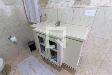 Casa à venda com 182m², 3 quartos e 2 vagas Casa à venda com 182m², 3 quartos e 2 vagasBanheiro da Suíte