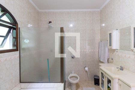 Casa à venda com 182m², 3 quartos e 2 vagas Casa à venda com 182m², 3 quartos e 2 vagasBanheiro da Suíte