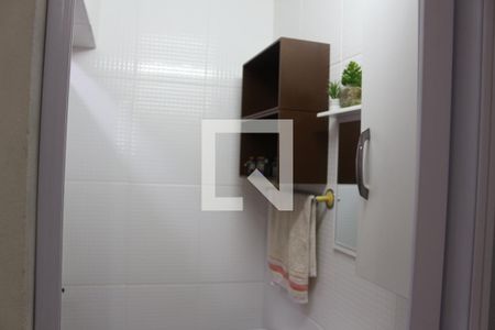 Casa à venda com 93m², 3 quartos e 1 vagaBanheiro da Suíte 2