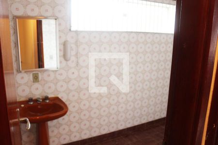 Casa à venda com 93m², 3 quartos e 1 vagaBanheiro