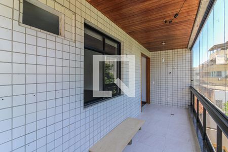 Apartamento à venda com 100m², 2 quartos e 1 vagaVaranda