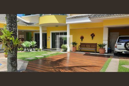 Casa de condomínio para alugar com 380m², 4 quartos e 3 vagasÁrea externa