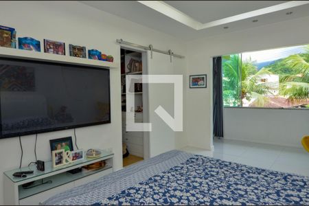 Casa de condomínio para alugar com 380m², 4 quartos e 3 vagasSuite 3