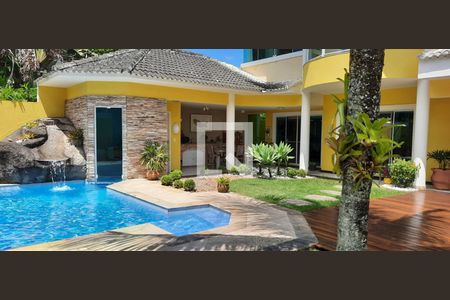 Casa de condomínio para alugar com 380m², 4 quartos e 3 vagasÁrea externa