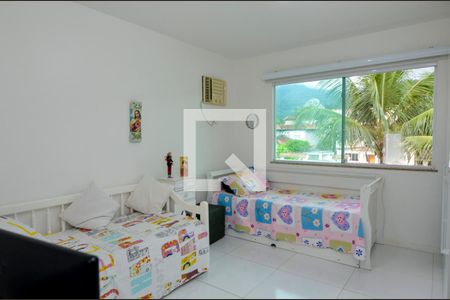 Casa de condomínio para alugar com 380m², 4 quartos e 3 vagasSuite 2