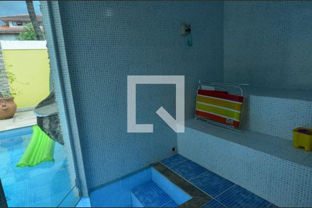 Casa de condomínio para alugar com 380m², 4 quartos e 3 vagasSauna