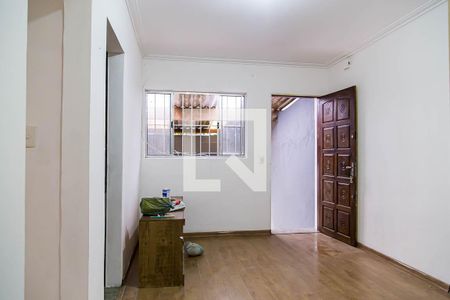 Sala de casa para alugar com 2 quartos, 135m² em Cidade Domitila, São Paulo