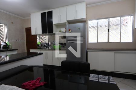 Casa para alugar com 230m², 3 quartos e 2 vagasCozinha