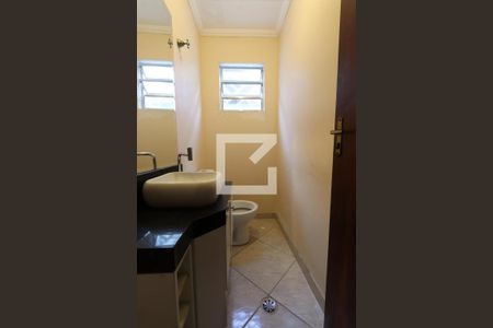 Casa para alugar com 230m², 3 quartos e 2 vagasLavabo