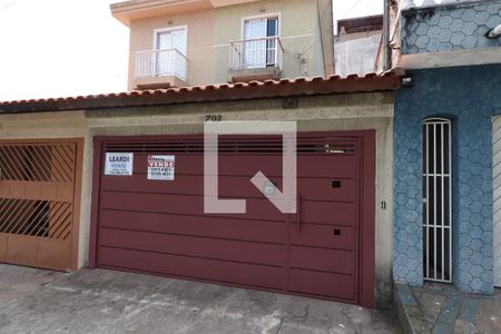 Casa para alugar com 230m², 3 quartos e 2 vagasFachada