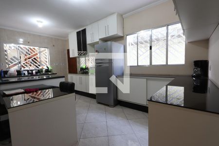 Casa para alugar com 230m², 3 quartos e 2 vagasCozinha