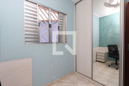 Casa para alugar com 230m², 3 quartos e 2 vagasQuarto 3