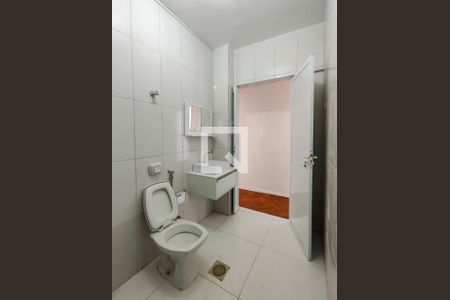 Apartamento para alugar com 85m², 3 quartos e 1 vaga Apartamento para alugar com 85m², 3 quartos e 1 vagaBanheiro Corredor