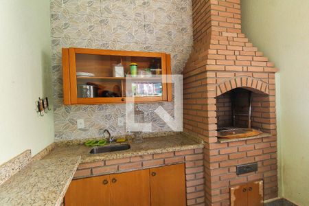 Casa de condomínio à venda com 210m², 3 quartos e 2 vagas Casa de condomínio à venda com 210m², 3 quartos e 2 vagasChurrasqueira