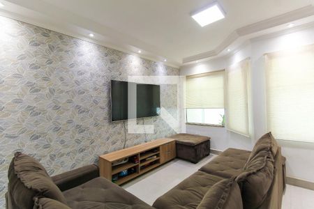 Sala de casa de condomínio à venda com 3 quartos, 210m² em Vila Invernada, São Paulo
