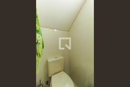 Casa de condomínio à venda com 210m², 3 quartos e 2 vagas Casa de condomínio à venda com 210m², 3 quartos e 2 vagasLavabo