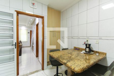 Casa de condomínio à venda com 210m², 3 quartos e 2 vagas Casa de condomínio à venda com 210m², 3 quartos e 2 vagasCozinha