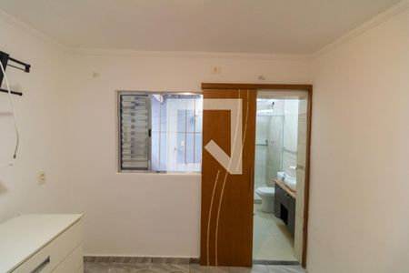 Banheiro da Suíte de casa para alugar com 1 quarto, 60m² em Jardim de Lorenzo, São Paulo