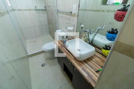 Banheiro da Suíte de casa para alugar com 1 quarto, 60m² em Jardim de Lorenzo, São Paulo