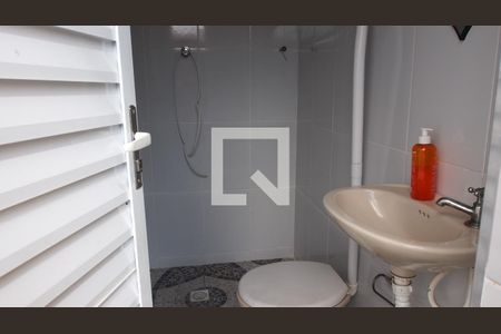 Casa à venda com 260m², 2 quartos e 2 vagasBanheiro 2