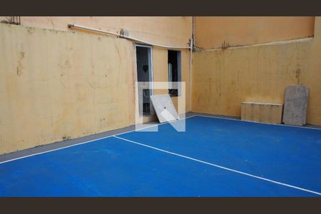 Casa à venda com 260m², 2 quartos e 2 vagasQuintal