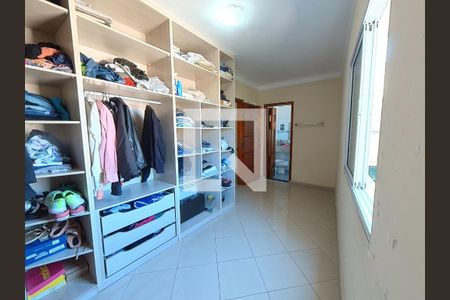 Casa à venda com 306m², 3 quartos e 7 vagasQuarto 2