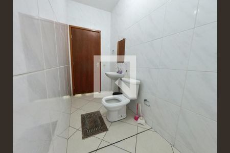 Casa à venda com 306m², 3 quartos e 7 vagasBanheiro Lavanderia