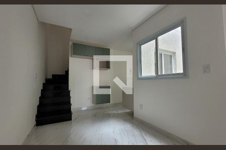 Sala de apartamento para alugar com 2 quartos, 77m² em Vila Assunção, Santo André