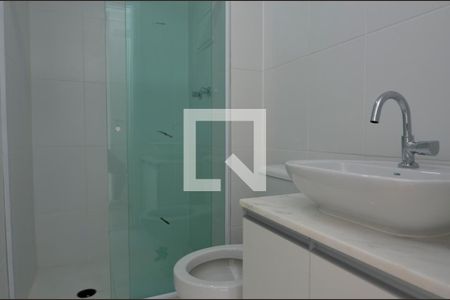 Apartamento para alugar com 65m², 2 quartos e 1 vagaBanheiro da Suíte