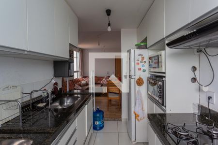 Apartamento à venda com 55m², 2 quartos e 1 vaga Apartamento à venda com 55m², 2 quartos e 1 vagaCozinha e Área de Serviço