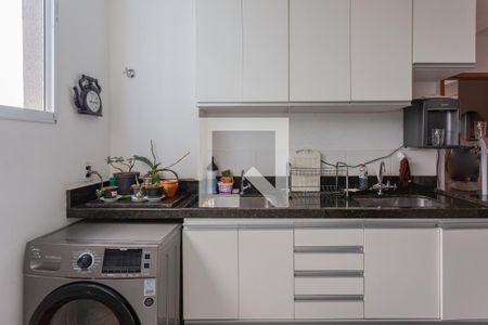 Apartamento à venda com 55m², 2 quartos e 1 vaga Apartamento à venda com 55m², 2 quartos e 1 vagaCozinha e Área de Serviço
