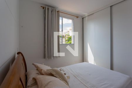 Quarto 2 de apartamento para alugar com 2 quartos, 55m² em Colégio Batista, Belo Horizonte