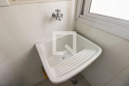 Apartamento à venda com 60m², 3 quartos e 1 vagaÁrea de Serviço 