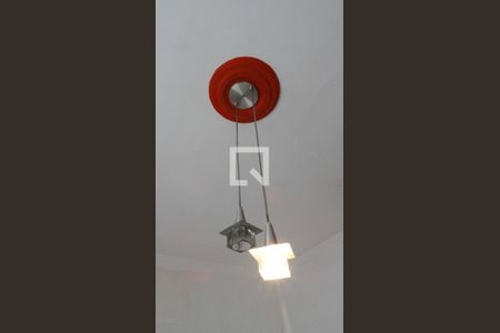 Casa à venda com 130m², 3 quartos e sem vaga Casa à venda com 130m², 3 quartos e sem vagaDetalhe