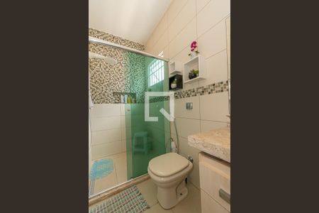 Casa à venda com 200m², 3 quartos e 4 vagasBanheiro da Suíte 