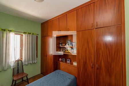 Casa à venda com 200m², 3 quartos e 4 vagasQuarto 2