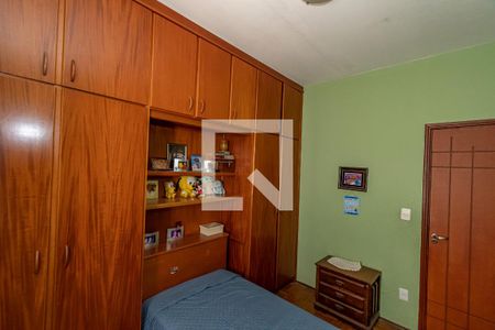Casa à venda com 200m², 3 quartos e 4 vagasQuarto 2