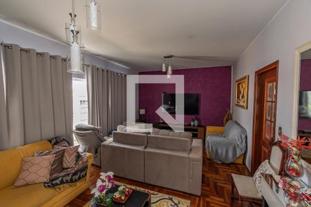 Casa à venda com 200m², 3 quartos e 4 vagasSala de Estar/TV