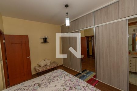 Suite  de casa à venda com 3 quartos, 200m² em Vila Nogueira, Campinas