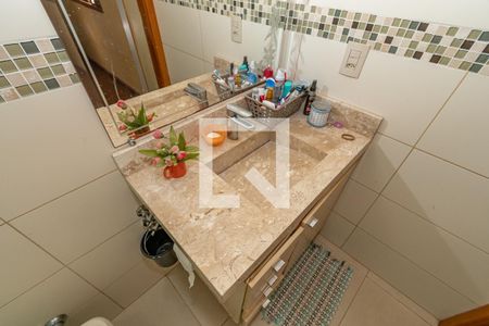 Casa à venda com 200m², 3 quartos e 4 vagasdetalhe Banheiro da Suíte 