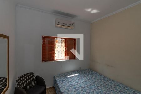 Casa para alugar com 170m², 3 quartos e 2 vagas Casa para alugar com 170m², 3 quartos e 2 vagasQuarto