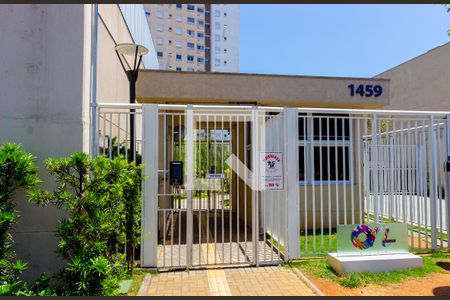 Apartamento à venda com 44m², 2 quartos e sem vaga Apartamento à venda com 44m², 2 quartos e sem vagaFachada