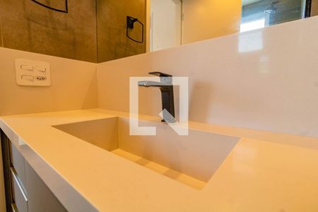 Apartamento à venda com 72m², 2 quartos e 2 vagasBanheiro Quarto 1