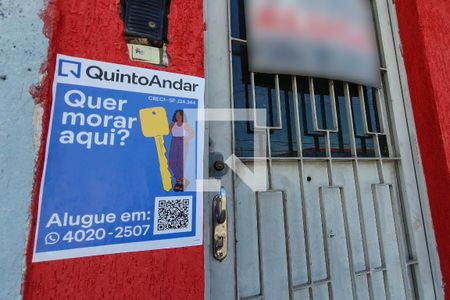 Casa para alugar com 45m², 2 quartos e sem vaga Casa para alugar com 45m², 2 quartos e sem vagaFachada